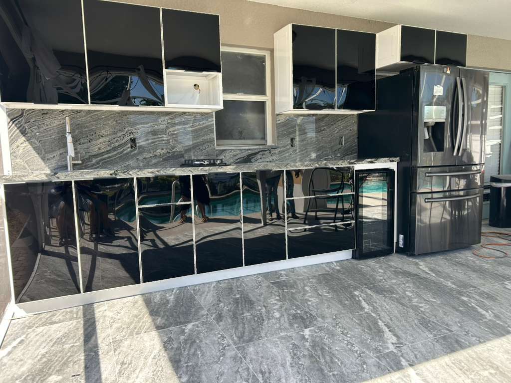 outdoor kitchen buider